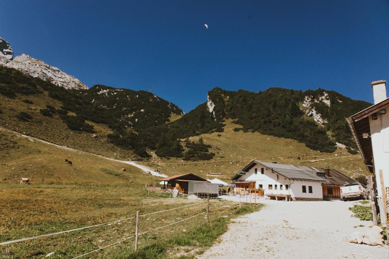 Hochalm-Premium-Campingfass Auf 1705 M, No Car Access Garmisch-Partenkirchen Exterior foto